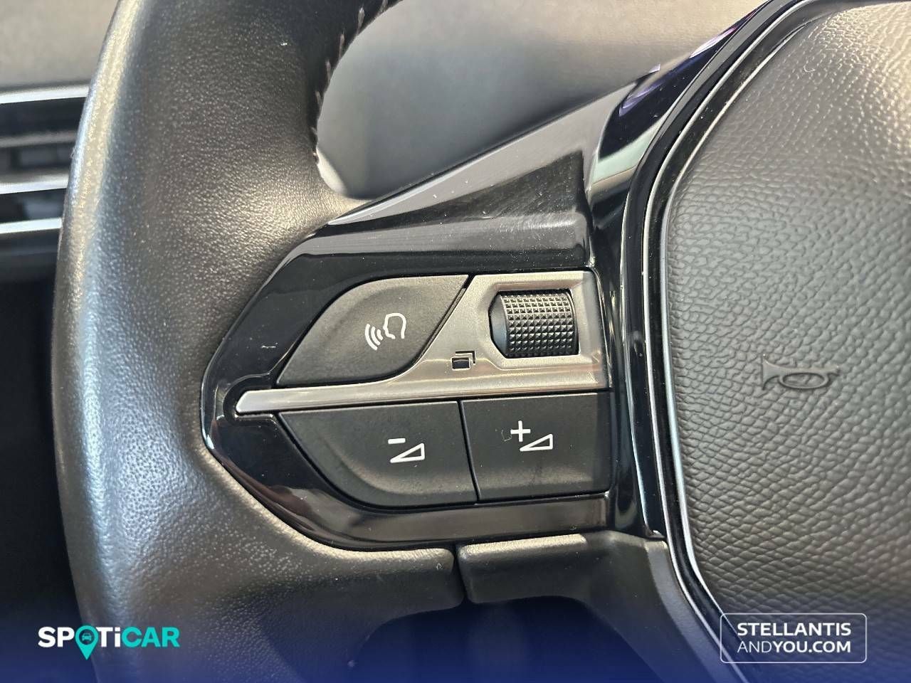 Foto Peugeot 5008 13