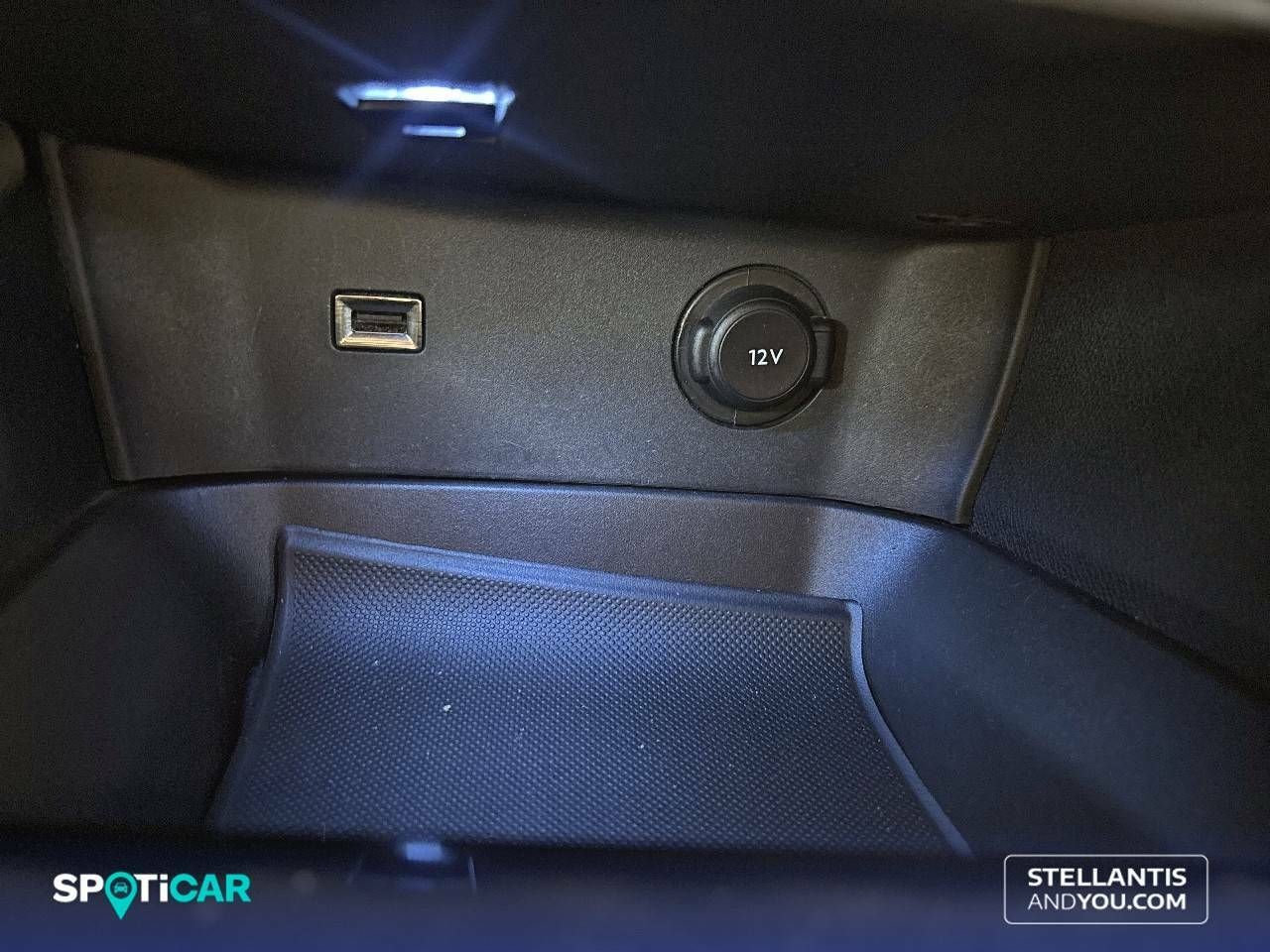 Foto Peugeot 5008 24