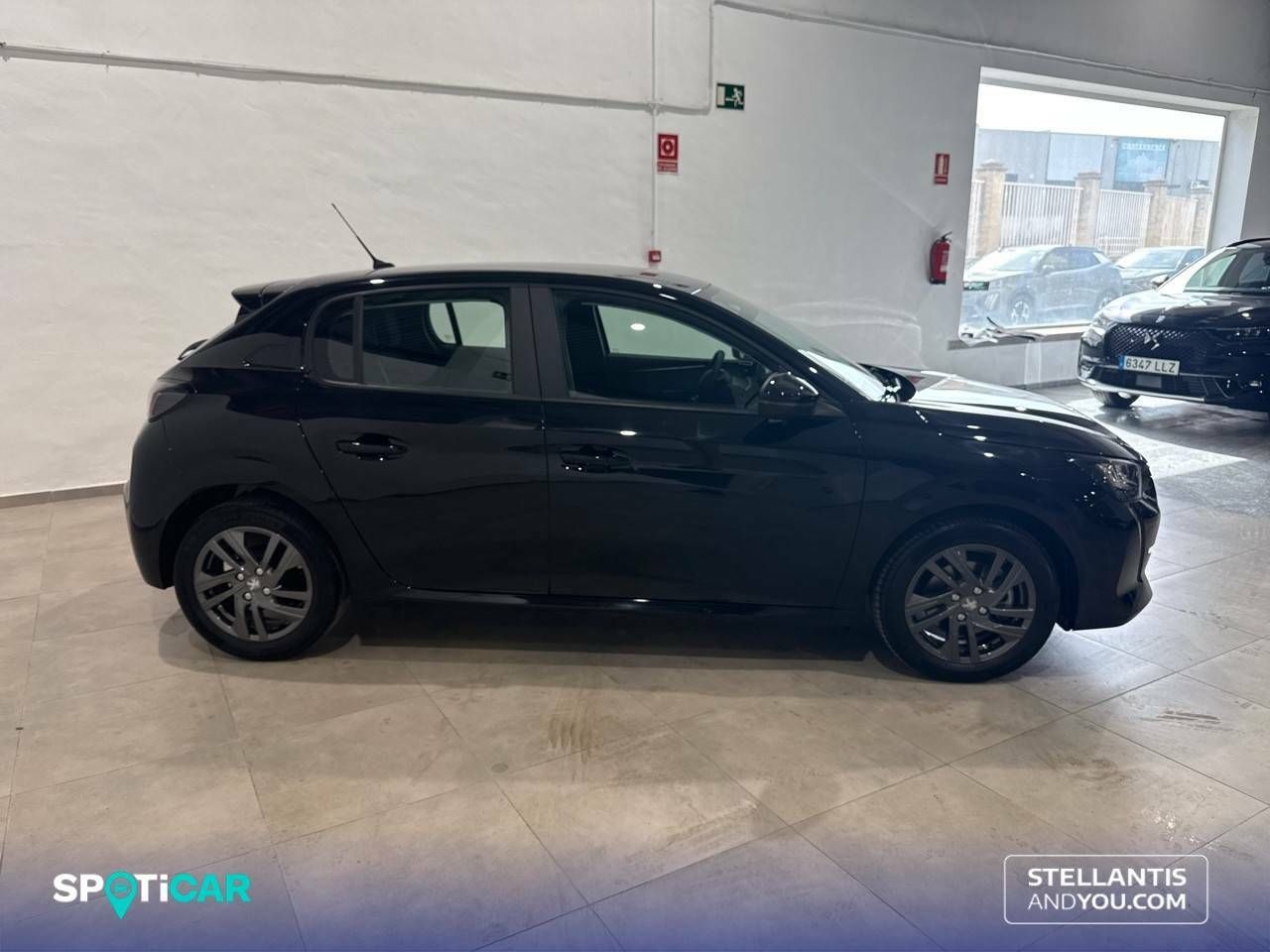 Foto Peugeot 208 4