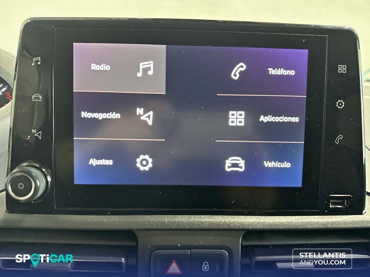 Foto Peugeot Rifter 14