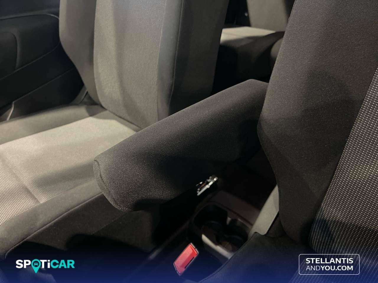 Foto Peugeot Rifter 18