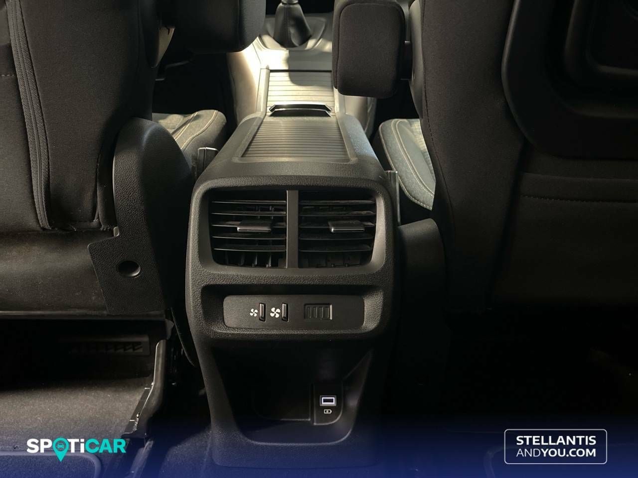 Foto Peugeot Rifter 22