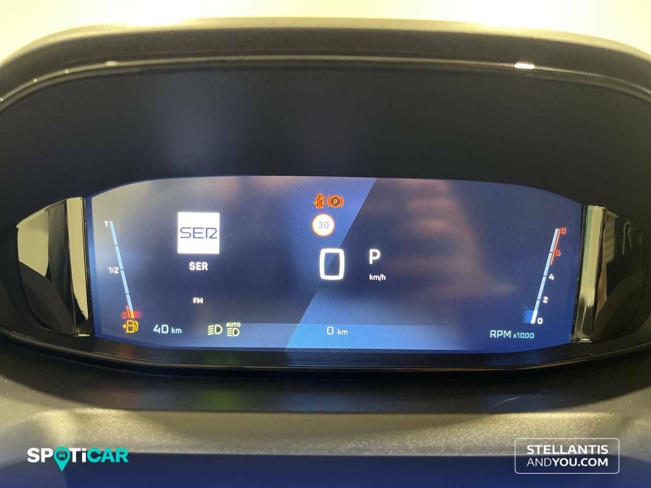 Foto Peugeot Rifter 15