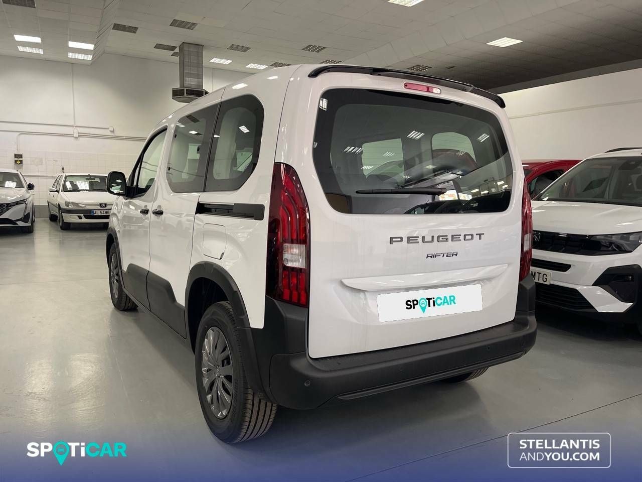 Foto Peugeot Rifter 7