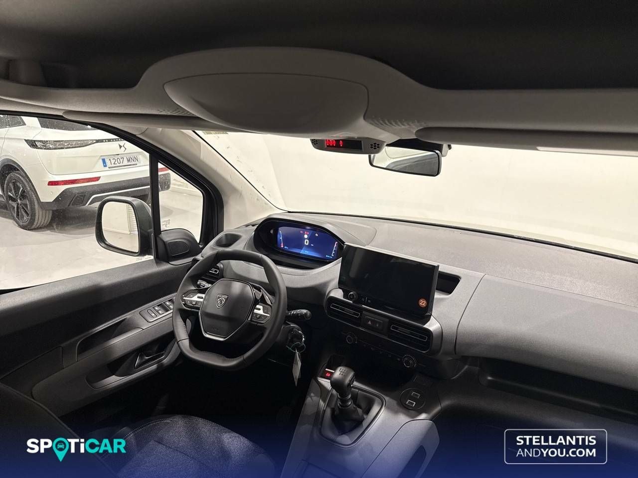 Foto Peugeot Rifter 22