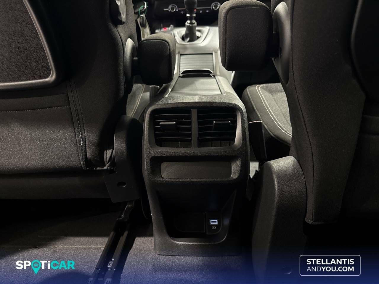 Foto Peugeot Rifter 21