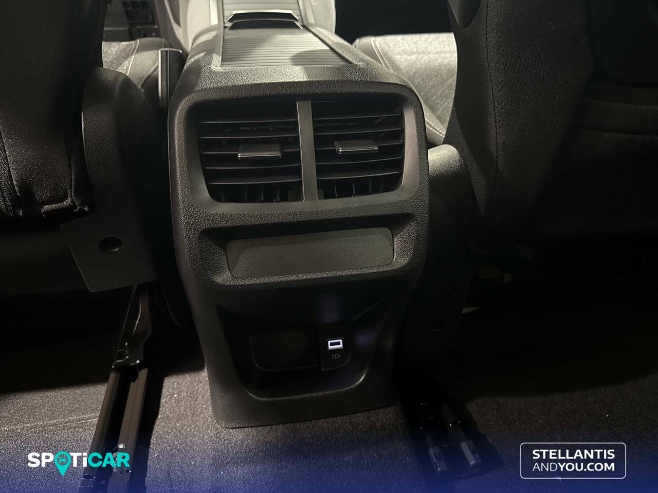Foto Peugeot Rifter 18