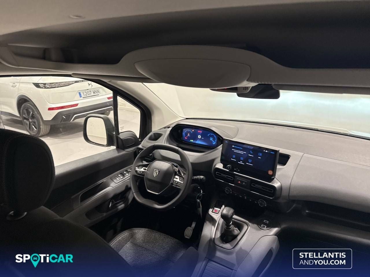 Foto Peugeot Rifter 21
