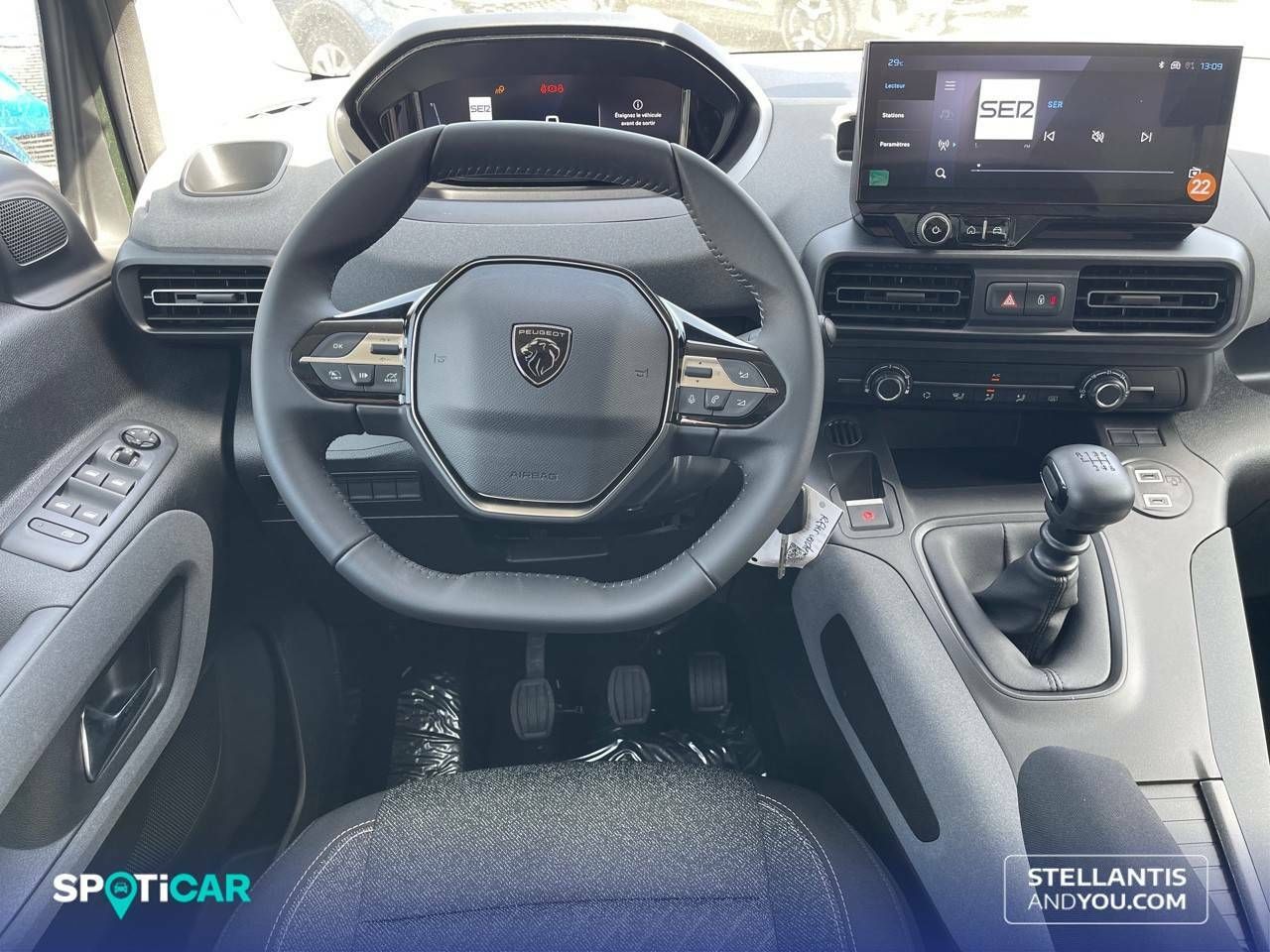 Foto Peugeot Rifter 20