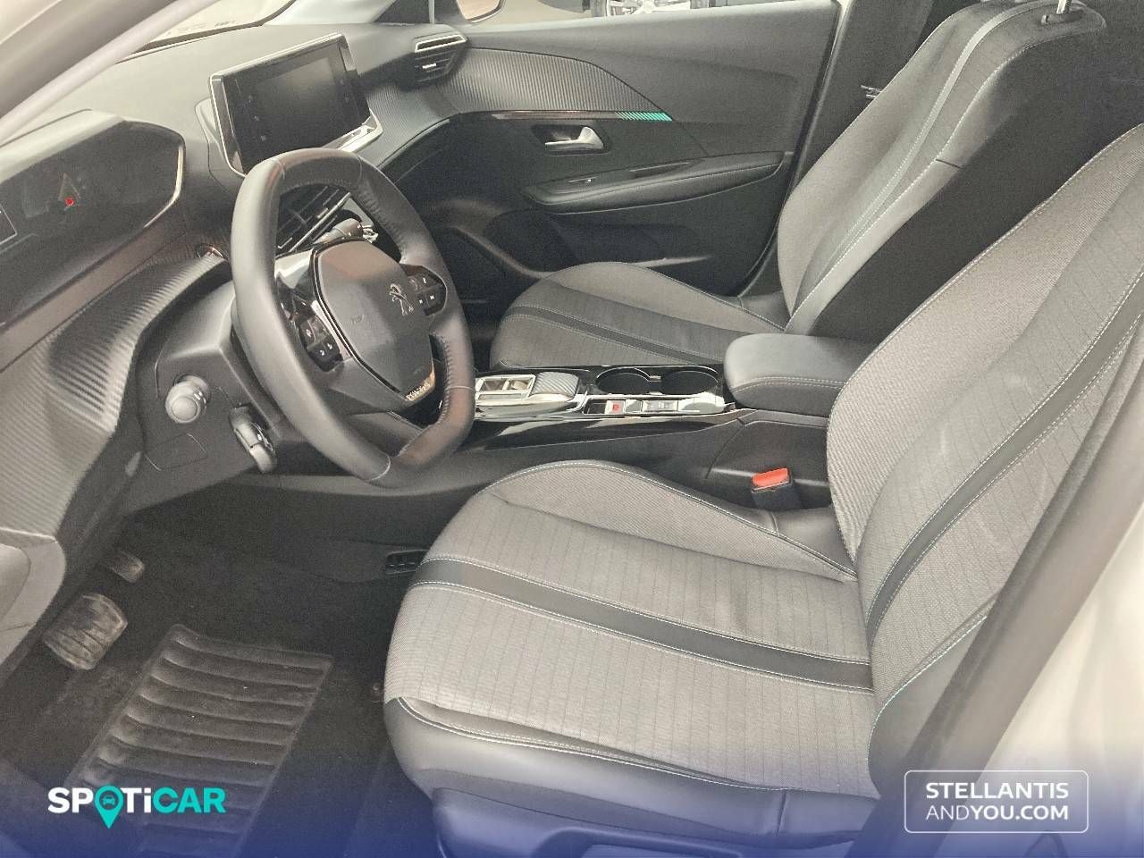 Foto Peugeot 208 9