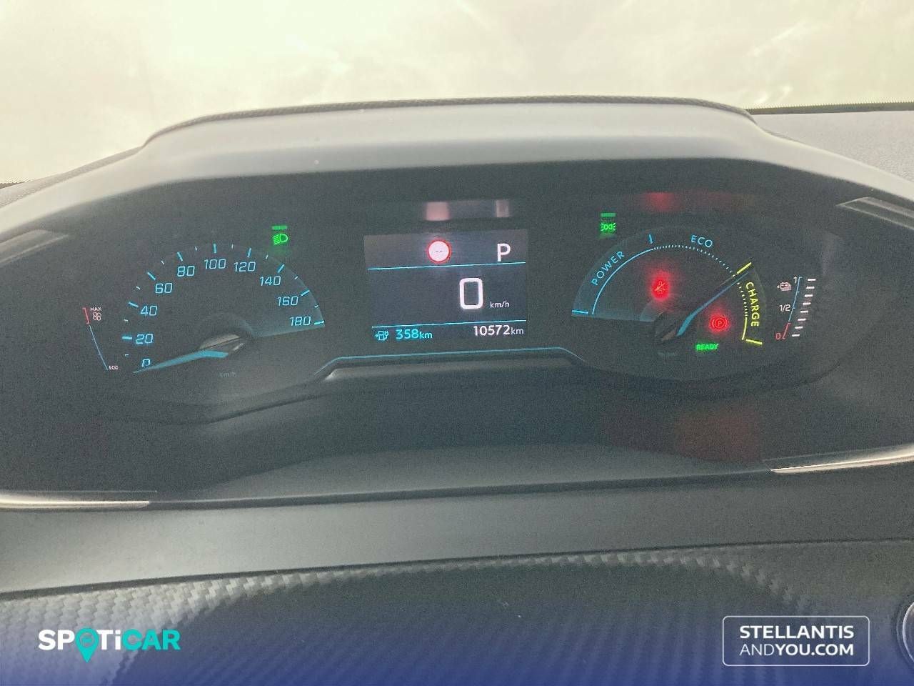 Foto Peugeot 208 14
