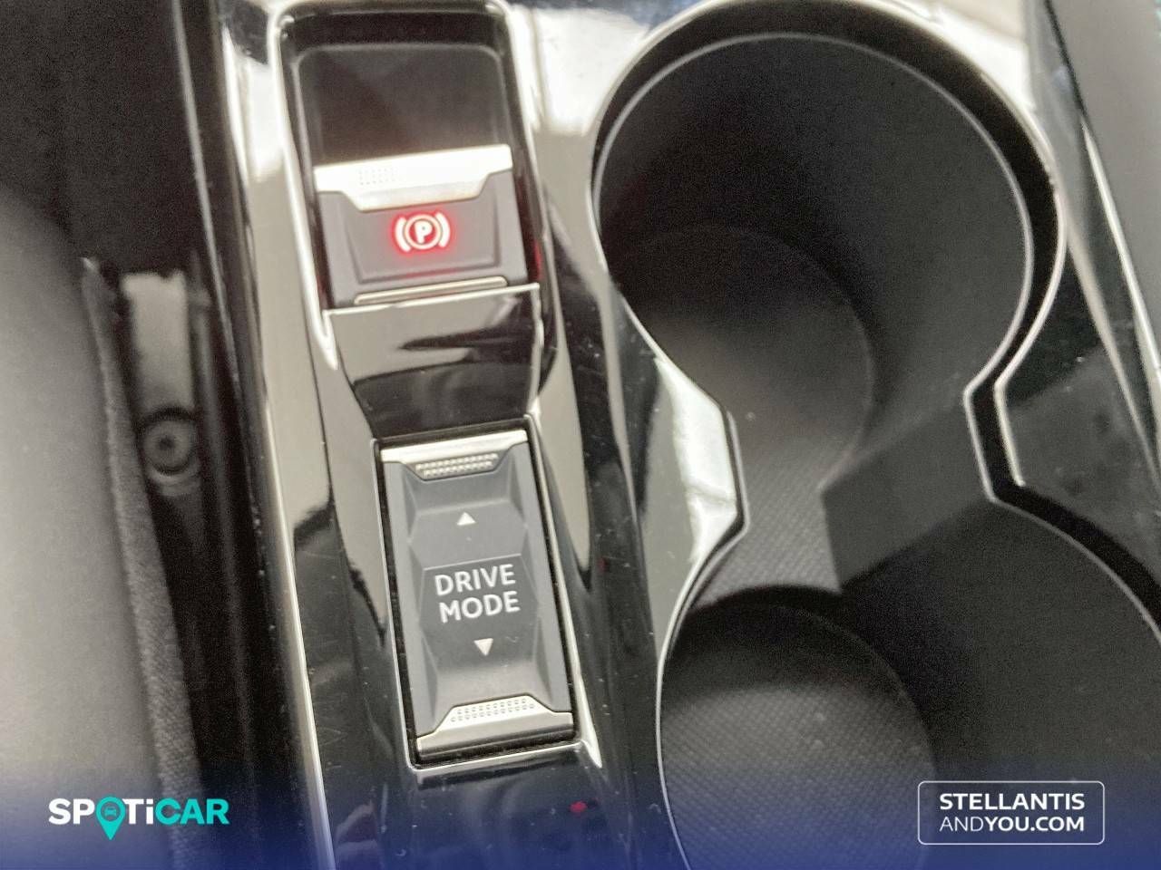 Foto Peugeot 208 22