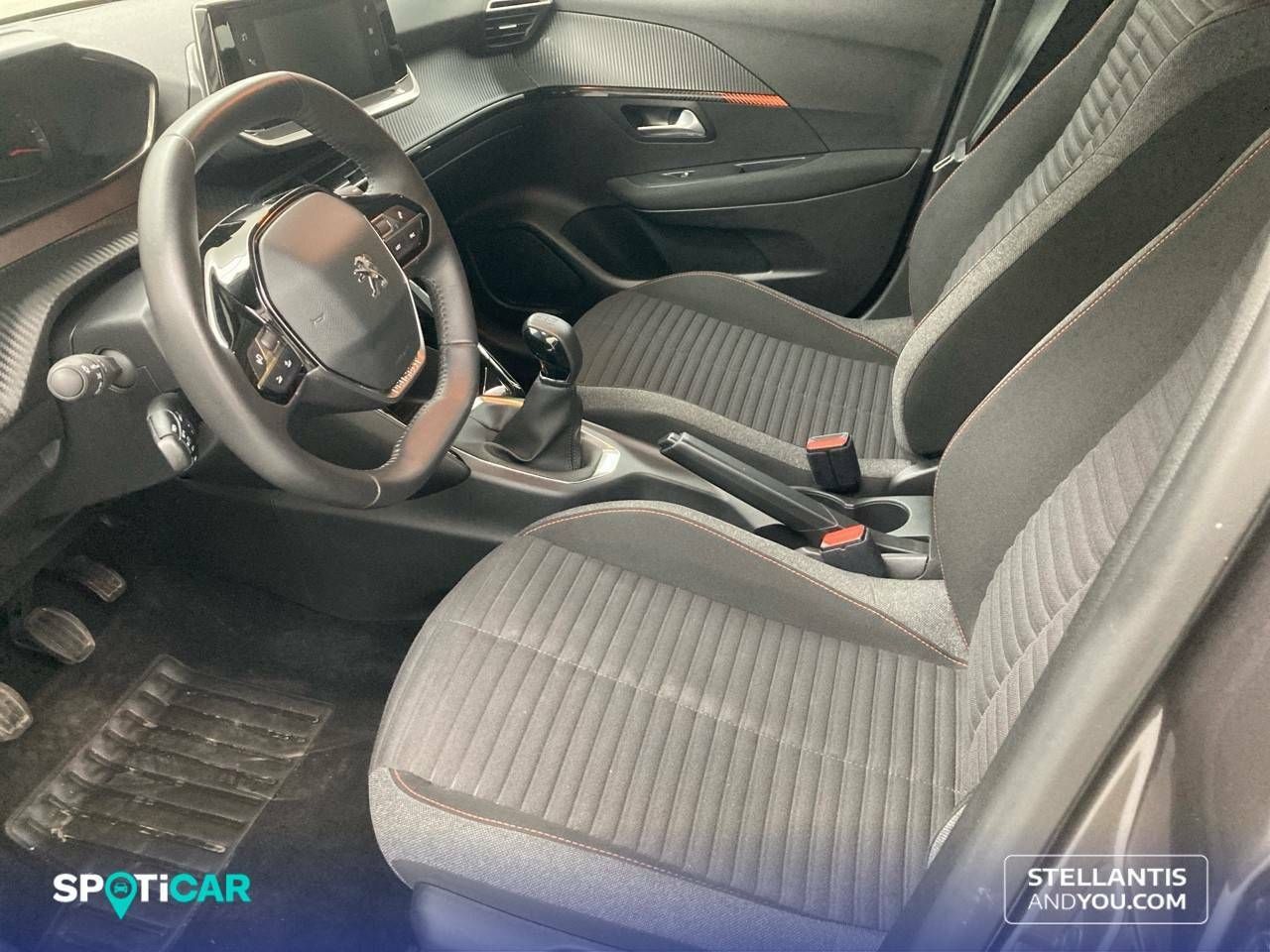 Foto Peugeot 208 9