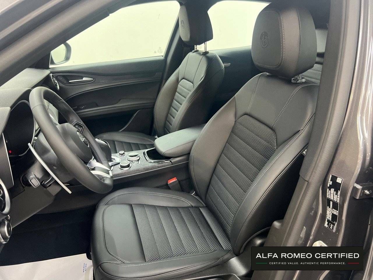 Foto Alfa Romeo Stelvio 9