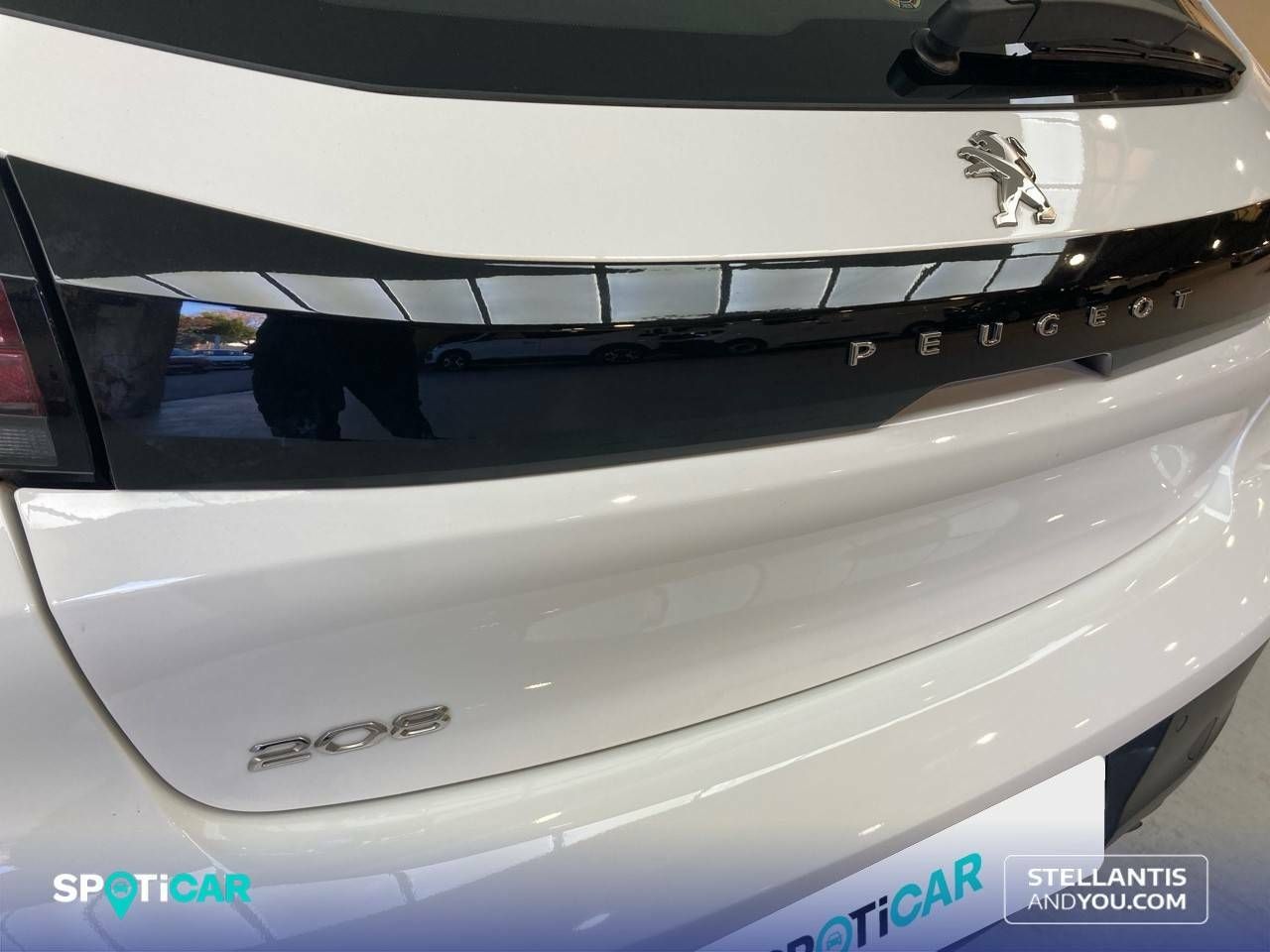 Foto Peugeot 208 23