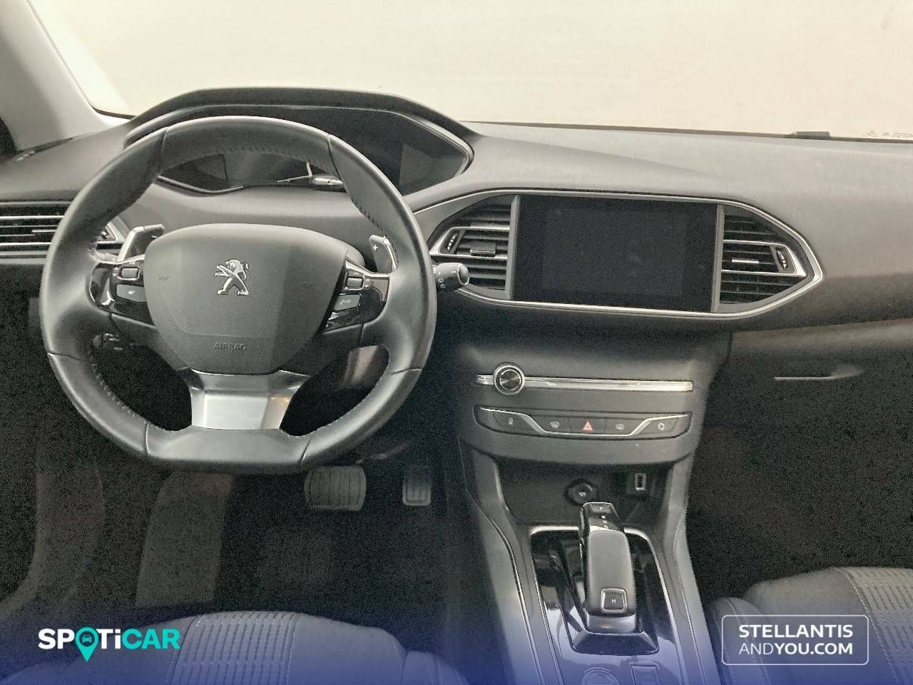 Foto Peugeot 308 8