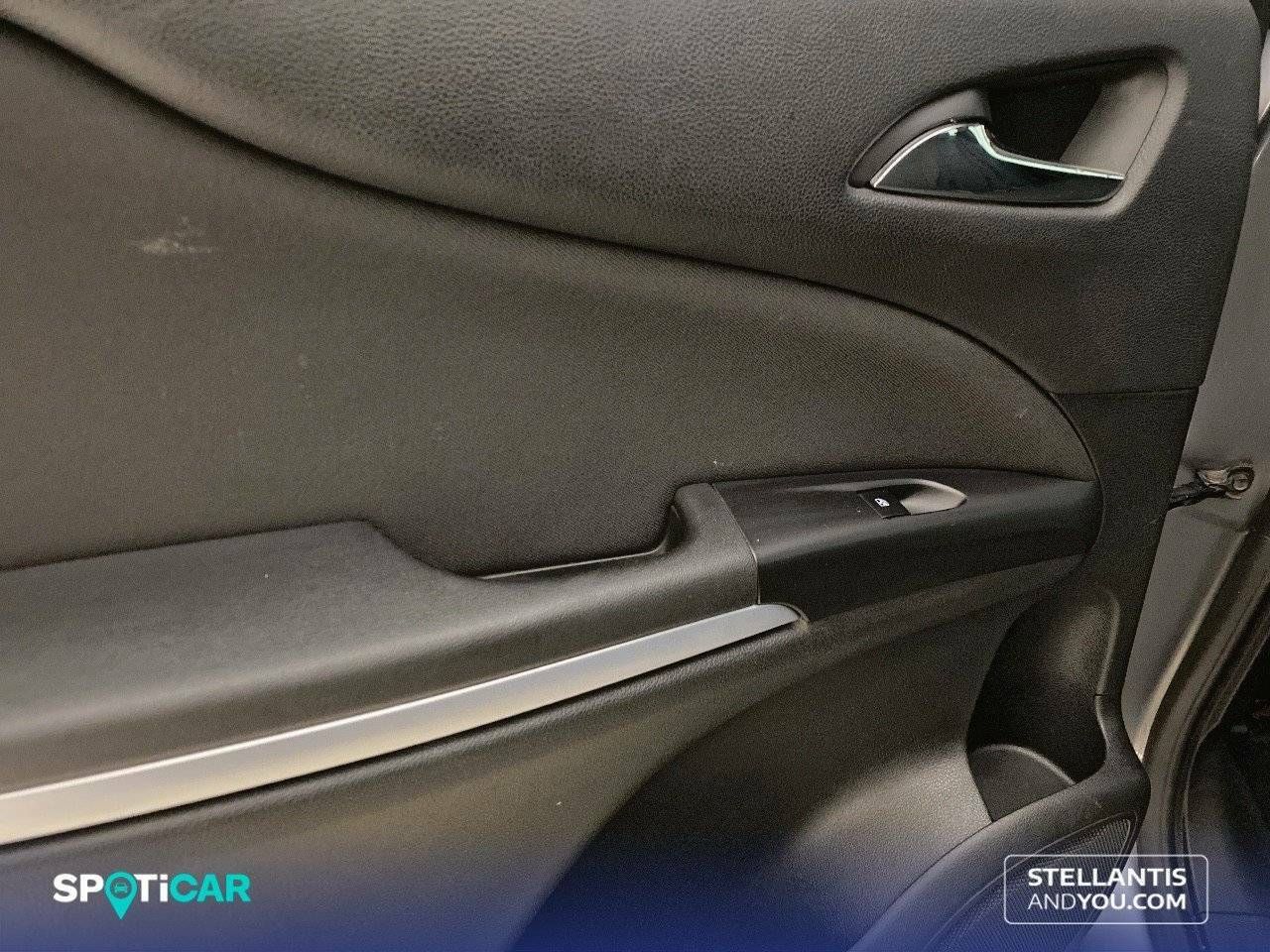 Foto Opel Zafira 15