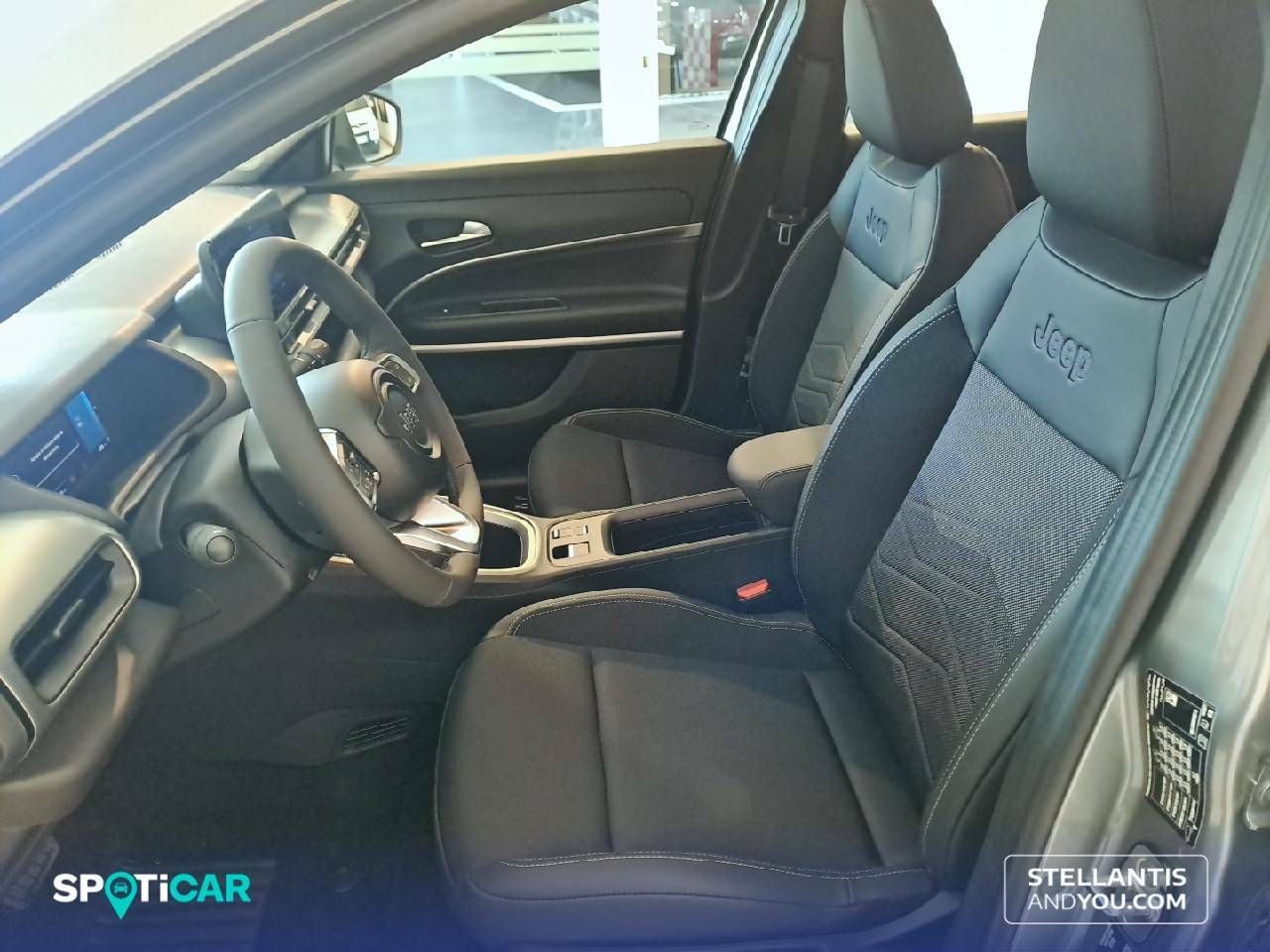 Foto Jeep Avenger 9