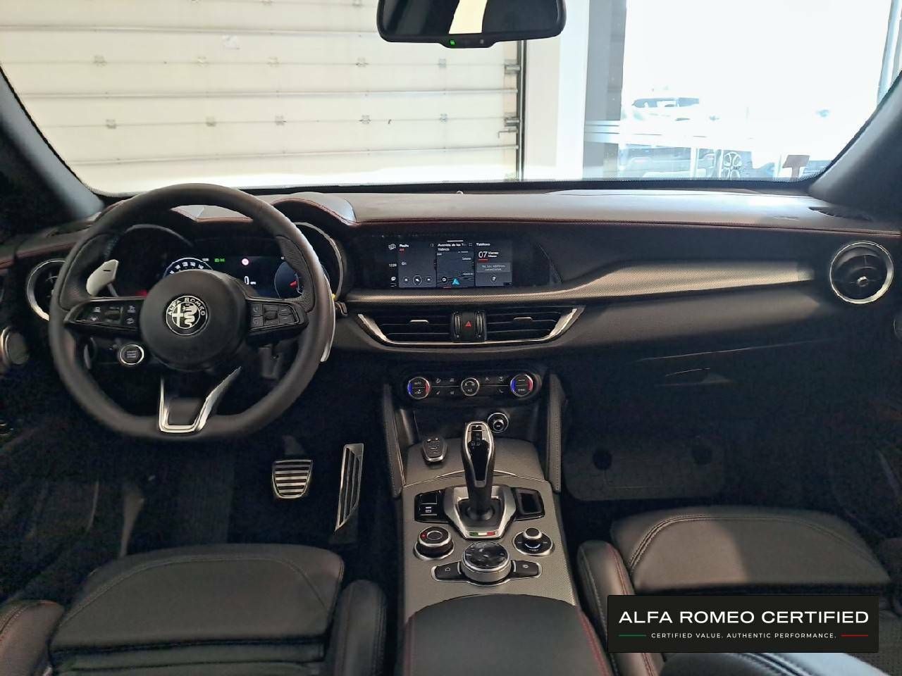 Foto Alfa Romeo Stelvio 8