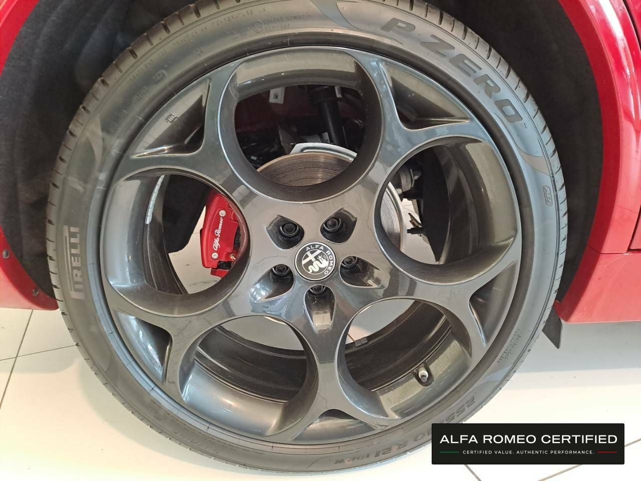 Foto Alfa Romeo Stelvio 11