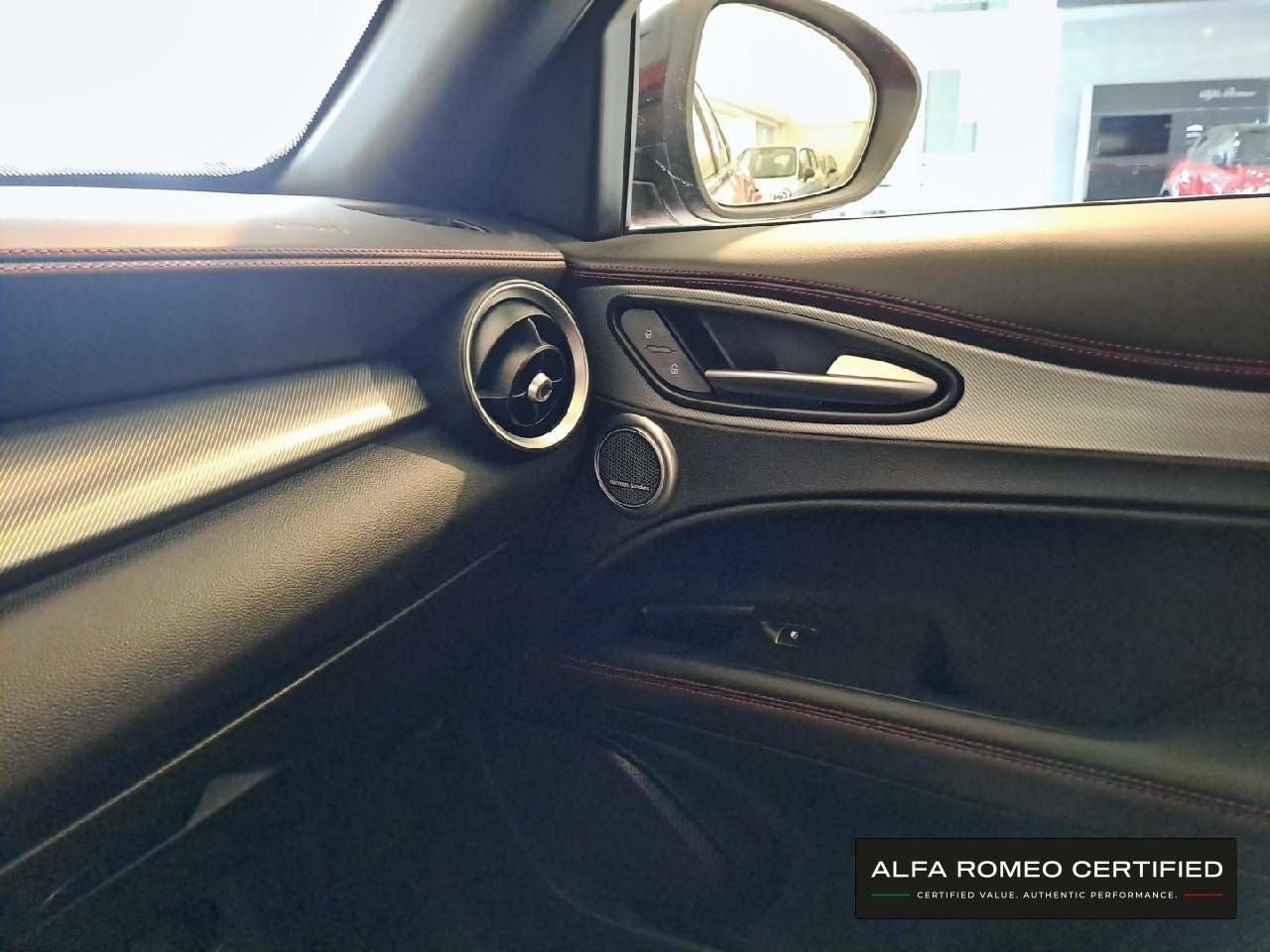 Foto Alfa Romeo Stelvio 16
