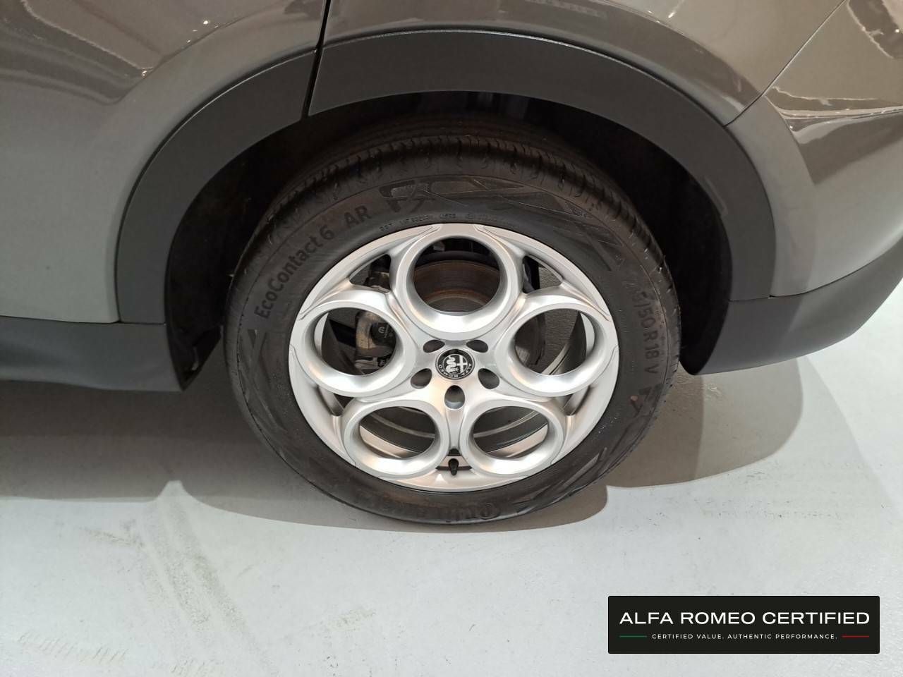 Foto Alfa Romeo Tonale 8