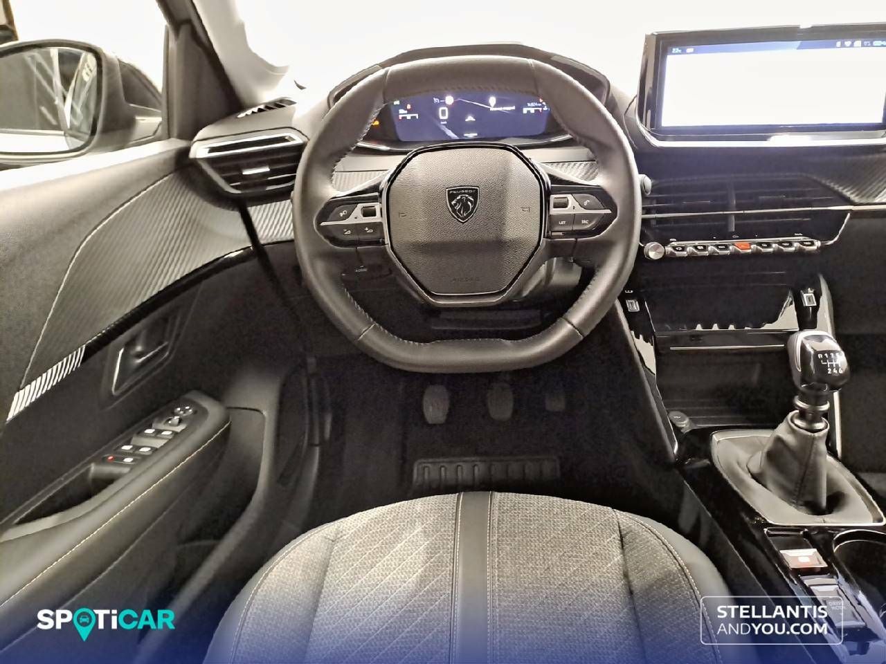 Foto Peugeot 208 25