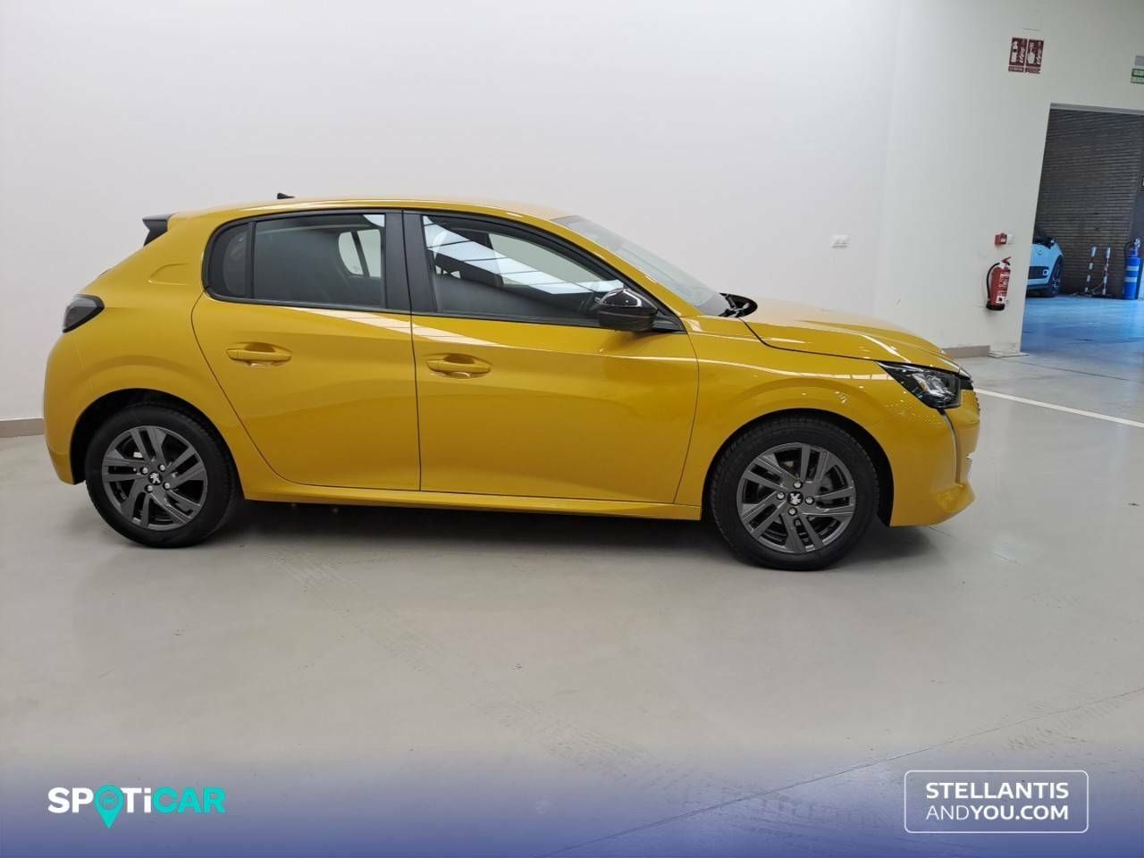 Foto Peugeot 208 4
