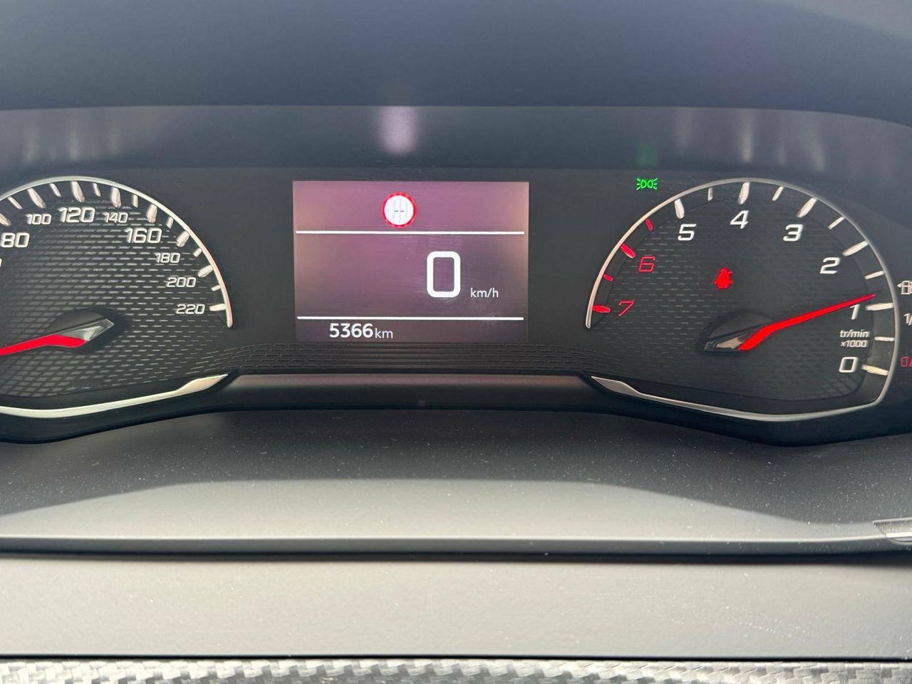 Foto Peugeot 208 14