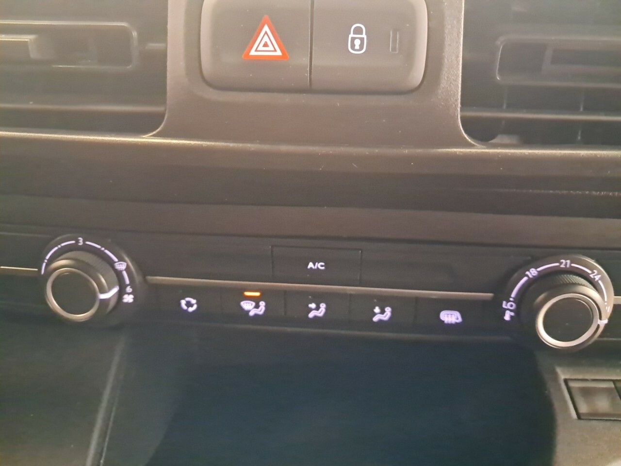 Foto Toyota Proace 11