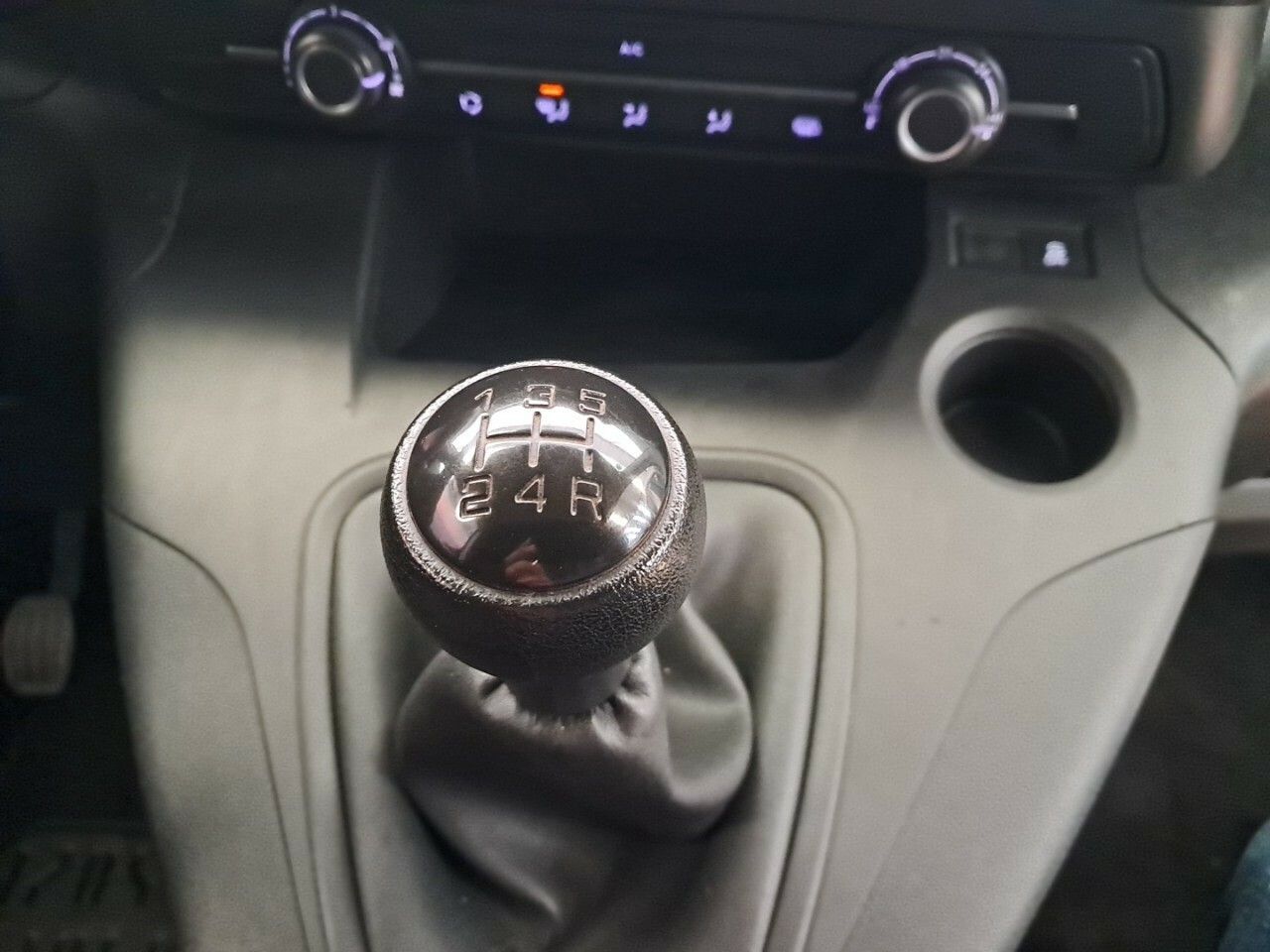 Foto Toyota Proace 12