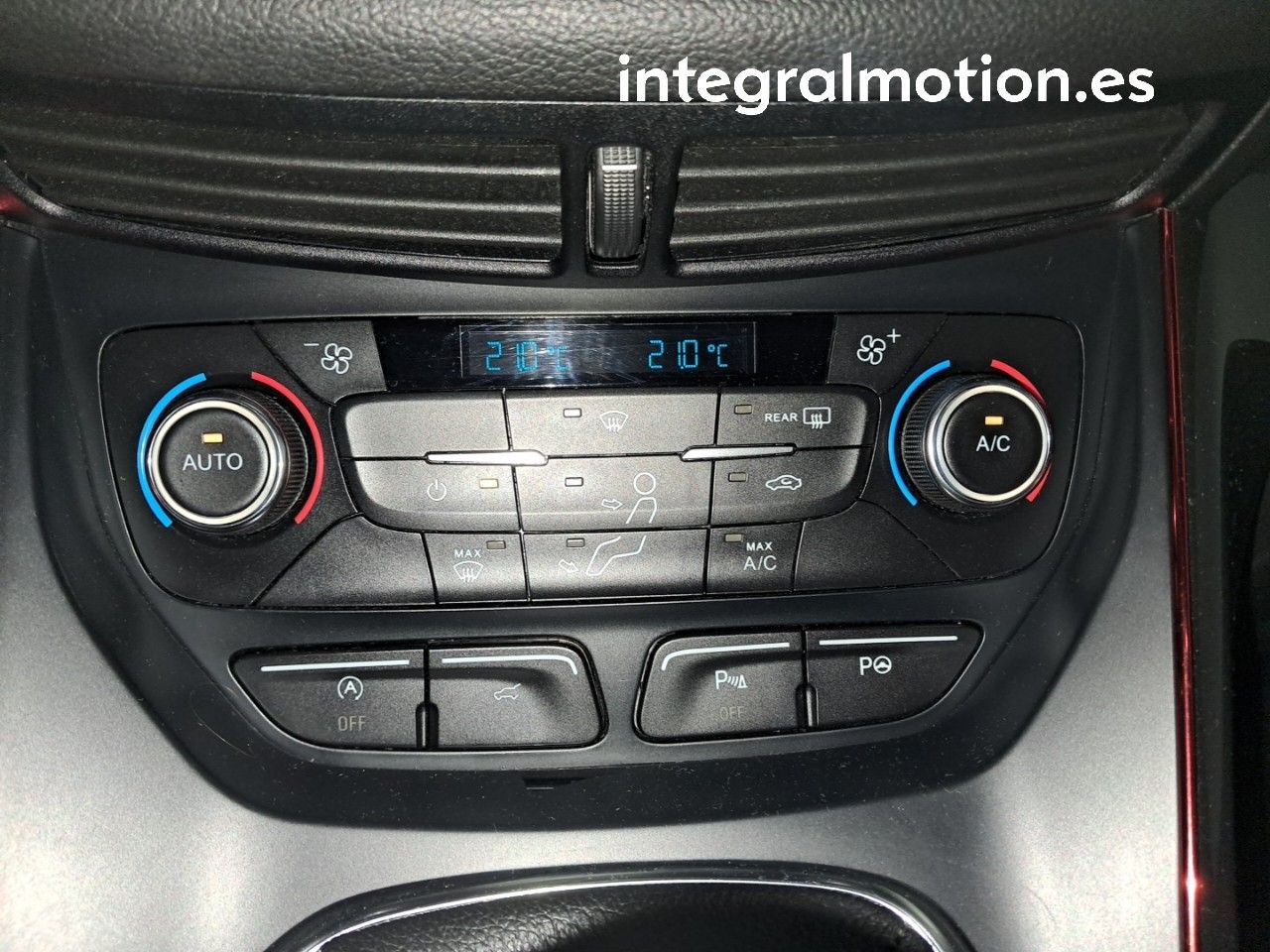 Foto Ford Kuga 17