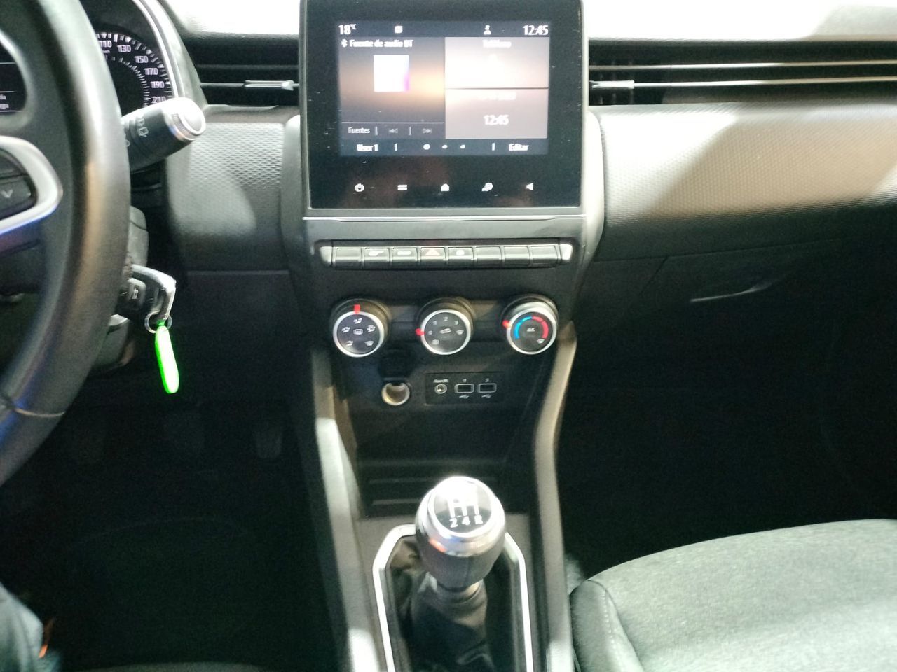 Foto Renault Clio 23