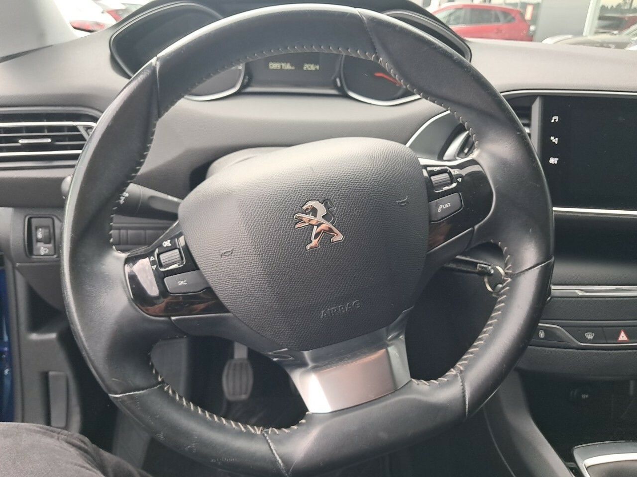 Foto Peugeot 308 11