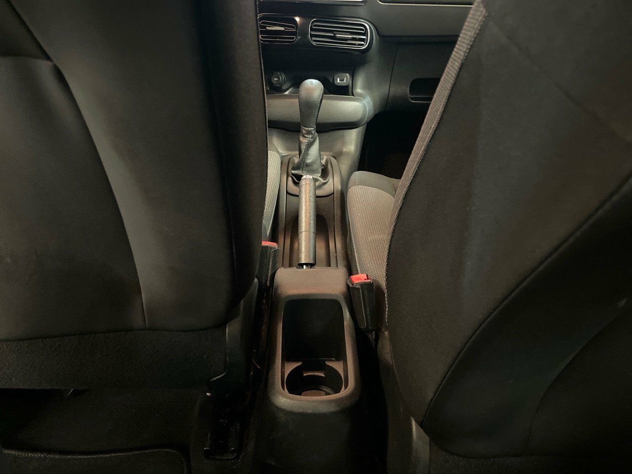 Foto Citroën C4 Cactus 21