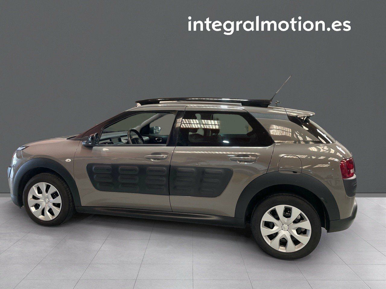 Foto Citroën C4 Cactus 24