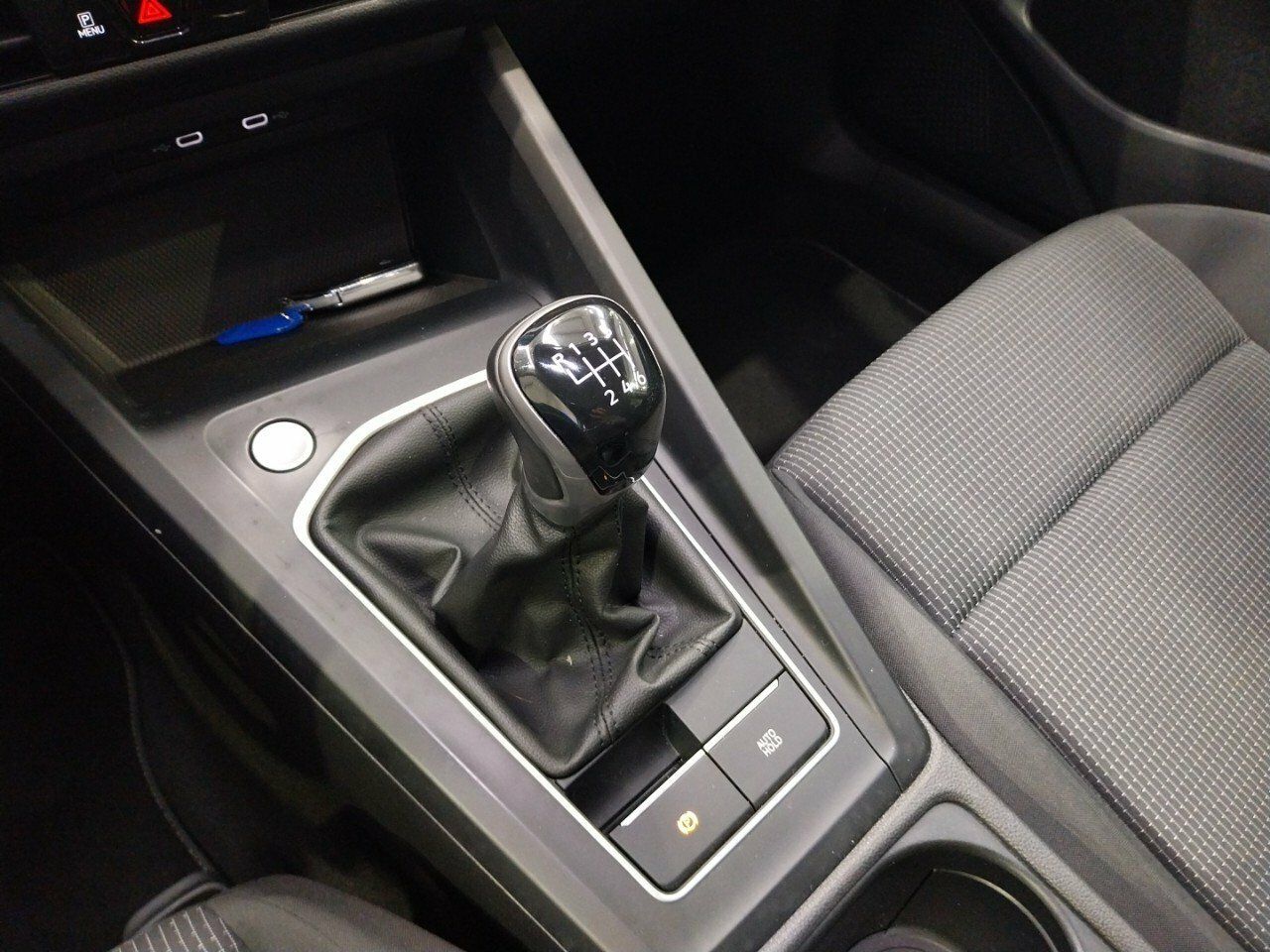 Foto Volkswagen Golf 18