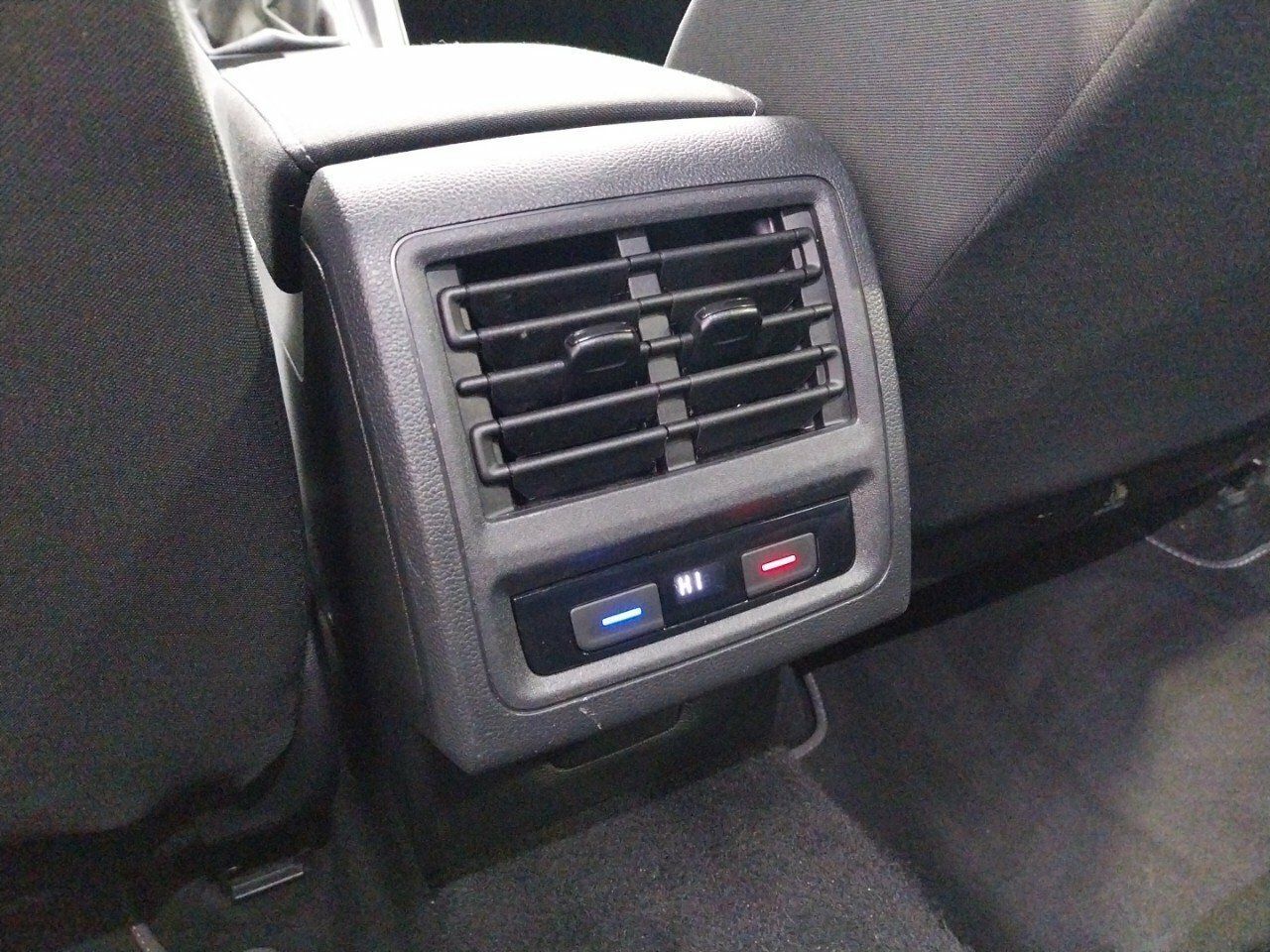 Foto Volkswagen Golf 21