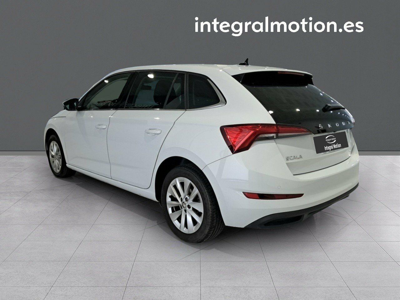 Foto Skoda Scala 4