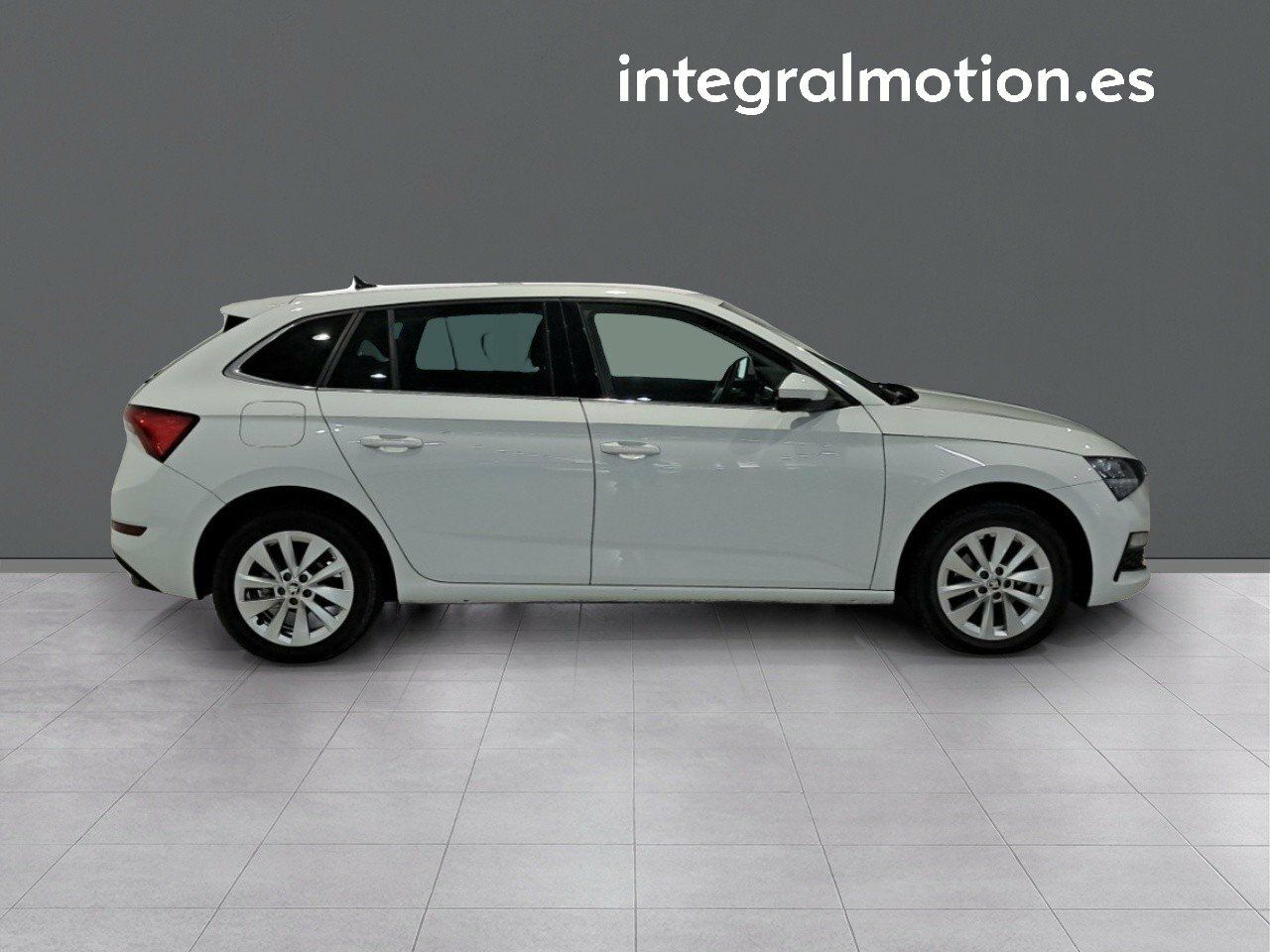 Foto Skoda Scala 26