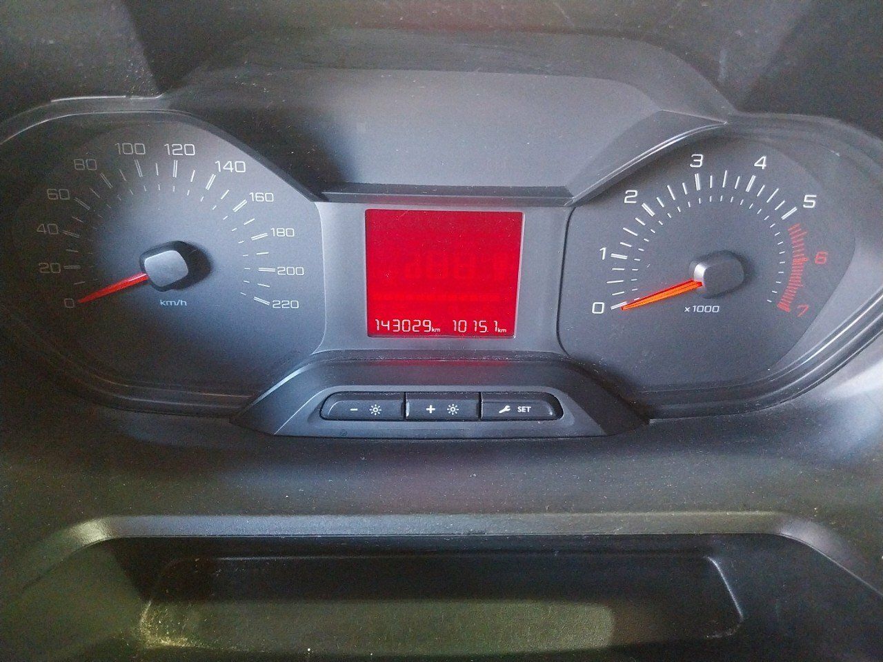 Foto Peugeot Partner 9