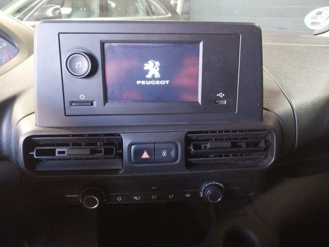 Foto Peugeot Partner 11