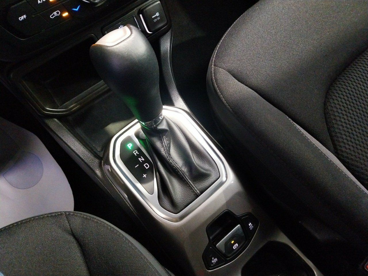 Foto Jeep Renegade 18