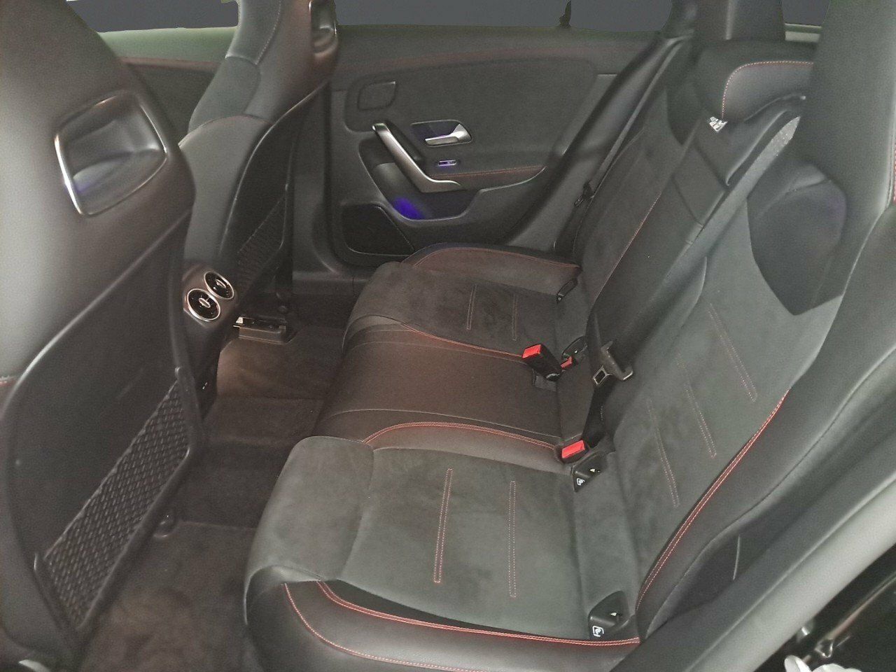Foto Mercedes-Benz Clase CLA 10