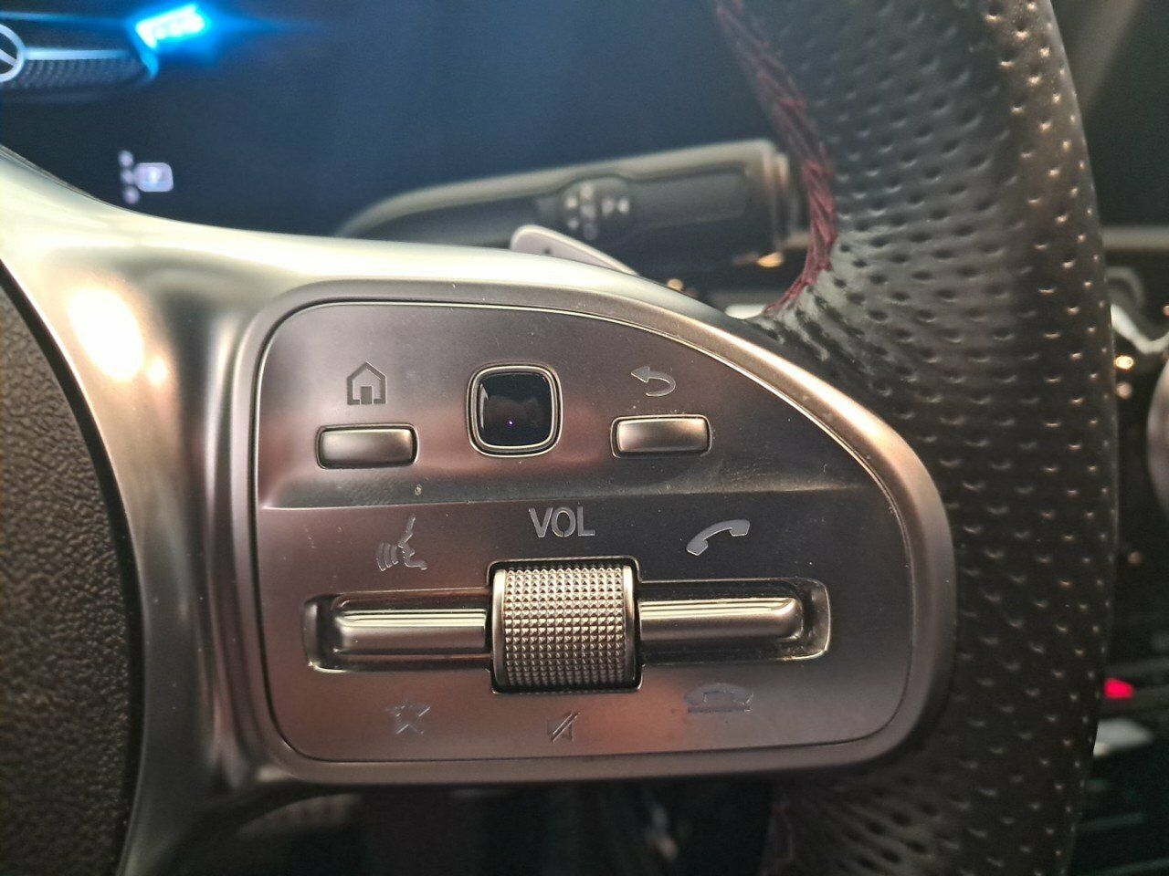 Foto Mercedes-Benz Clase CLA 13
