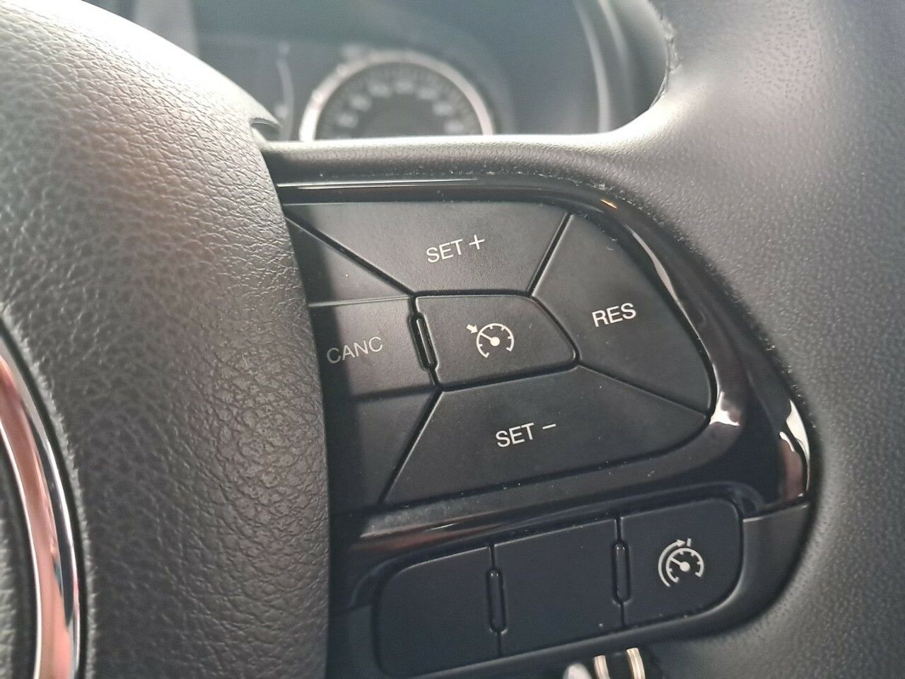 Foto Jeep Renegade 13