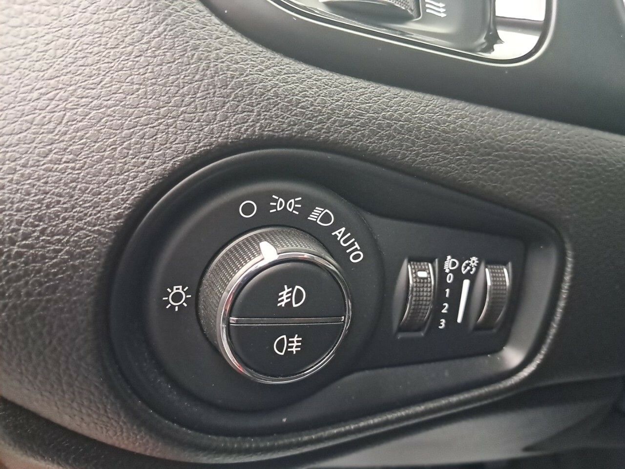 Foto Jeep Renegade 36