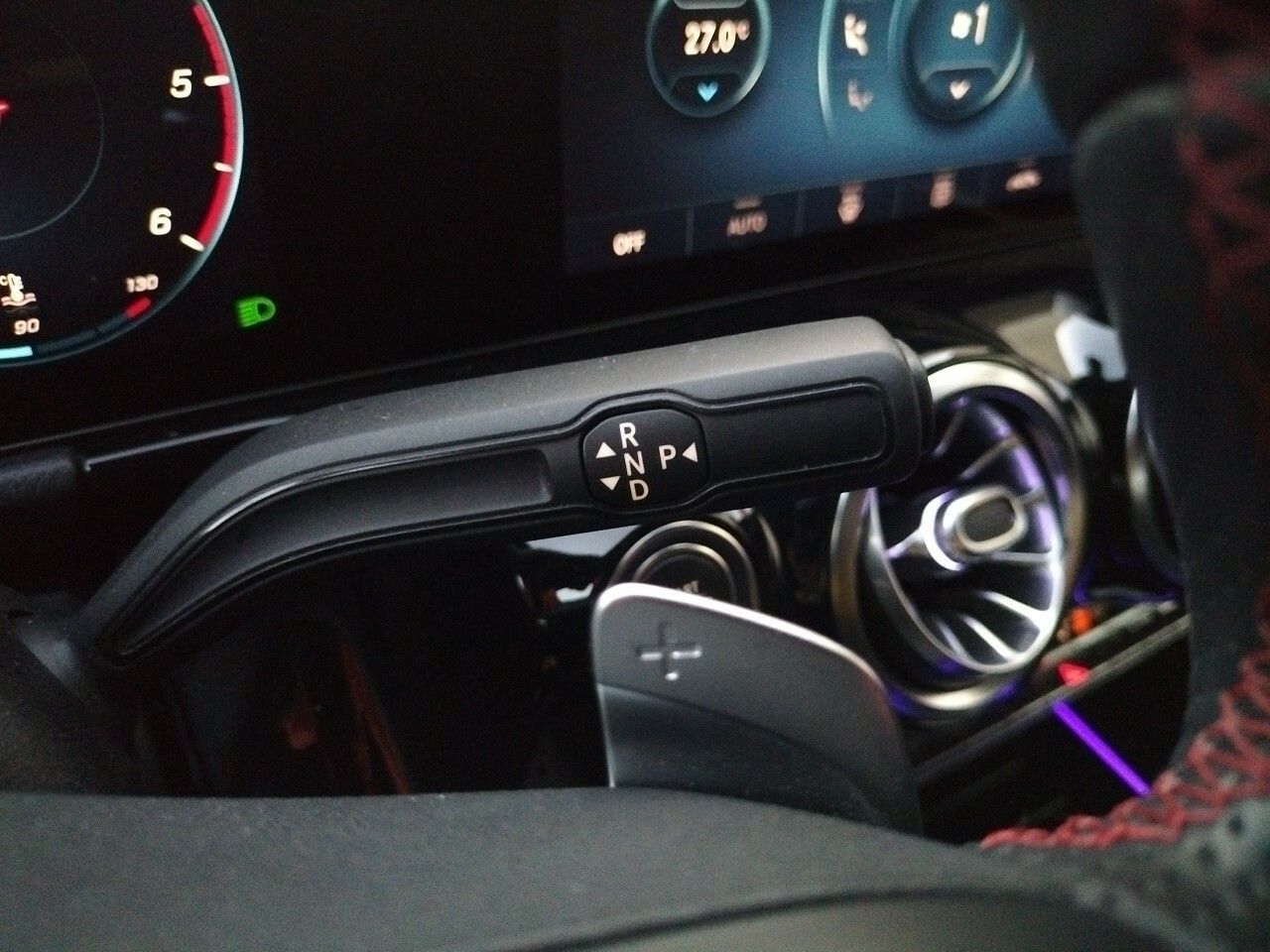 Foto Mercedes-Benz Clase GLA 19
