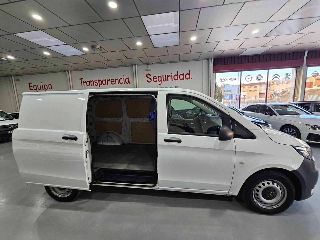 Foto Mercedes-Benz Vito 7