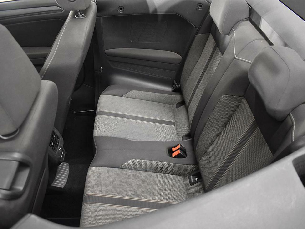 Foto Volkswagen T-Roc 12